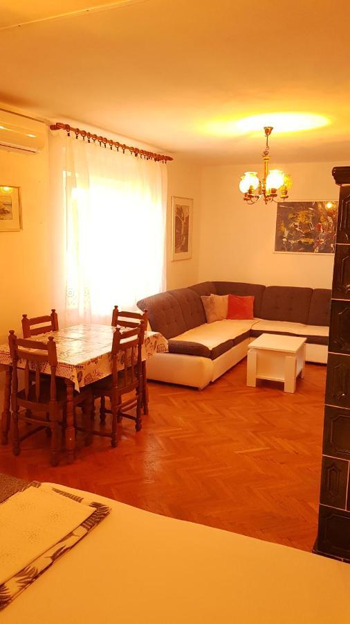 Apartment Ena 2 Senj  Exteriér fotografie